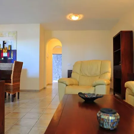Playa Blanca Sleeps 6 Pool Wifi Willa *