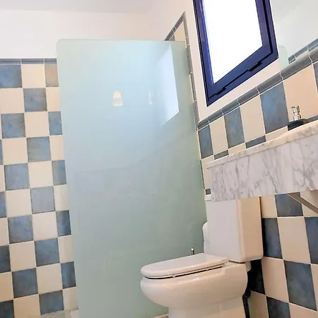 Playa Blanca Sleeps 6 Pool Wifi