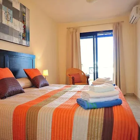 Playa Blanca Sleeps 6 Pool Wifi Willa
